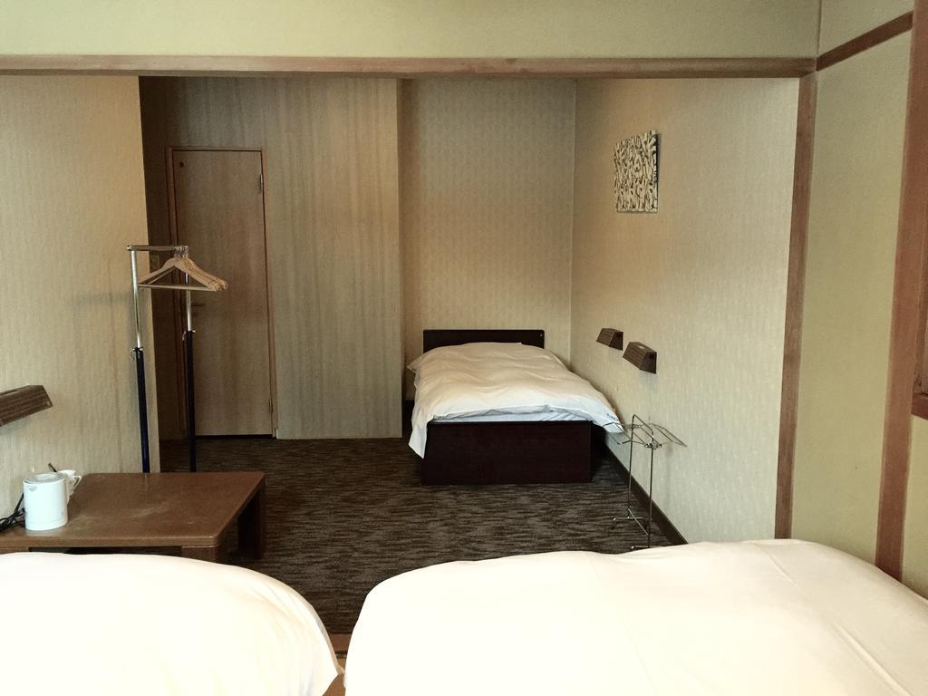 Hakuba Landmark Happo Lodge Exterior photo